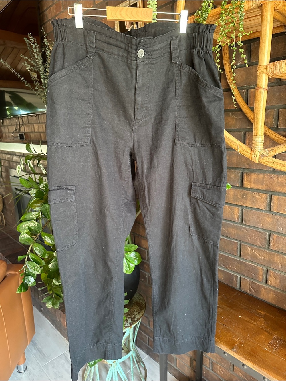 Old Navy Black Cargo Pants with Utility Pockets